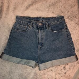 Urban Outfitters BDG Denim High-Rise Mom Short